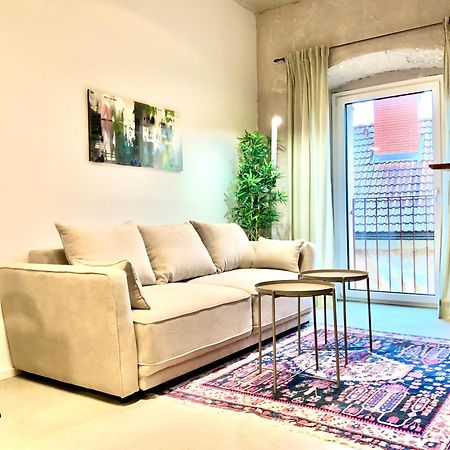 شقة Waterfront - Urbane Eleganz Am Bachufer فيلاخ المظهر الخارجي الصورة